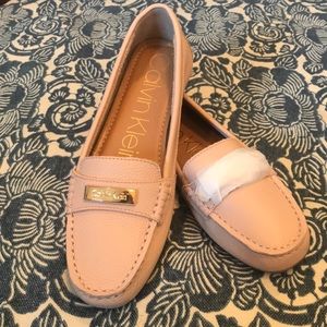 NWT Calvin Klein Lilliana Loafers